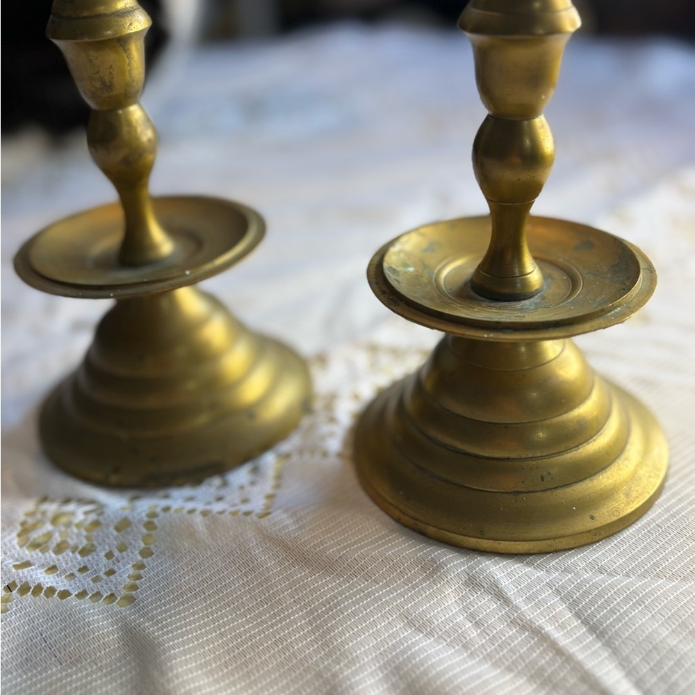Vintage Elegant Brass Candle Holders - Picture 5 of 8